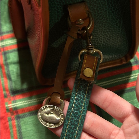 Dooney & Bourke Green and Tan Shoulder Bag - Picture 9 of 9